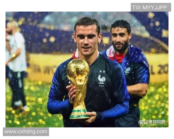 外国神级足球明星的传奇故事与球场上的辉煌时刻回顾